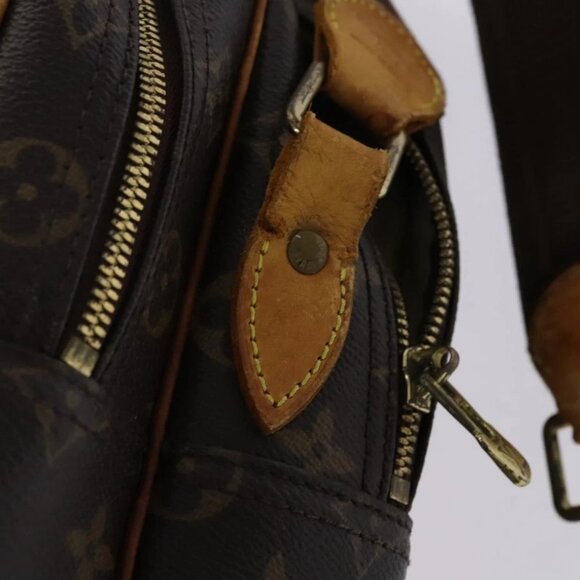 LOUIS VUITTON Monogram Reporter GM Shoulder Bag - Picture 8 of 16